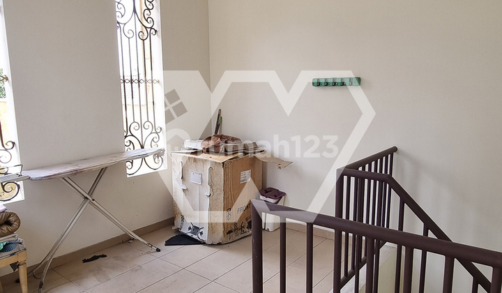 Fully Furnished, House, 2 Floors, Freehold Certificate, Near Shopping Center, Flood-Free 2