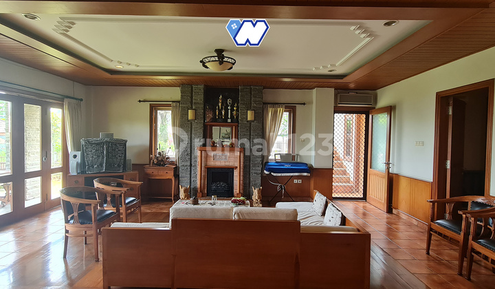 Rumah Mewah Bagus Furnished SHM Dago Pakar, Bandung