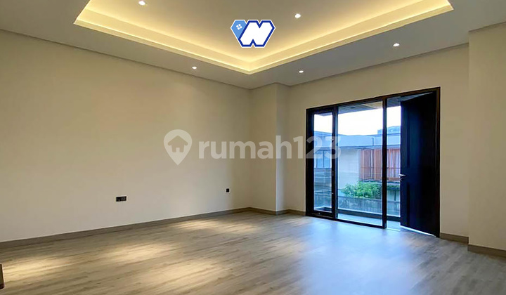 Bebas Banjir, Rumah, 2 Lantai, SHM, di Setra Duta Bebas Banjir, Rumah, 2 Lantai, SHM, di Setra Duta