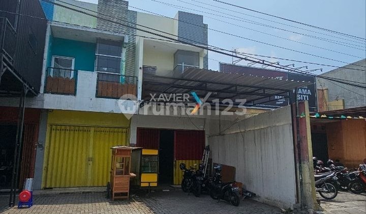 Price Reduced Significantly! 2-Story Shop House for Sale in Sawojajar, Malang 2