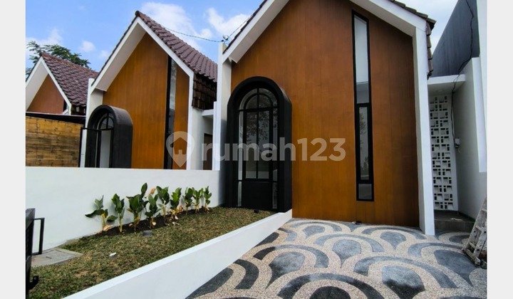Rumah Baru, super cantik harga 800 jutaan 