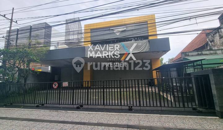 *SHOPHOUSE FOR RENT ON JAKSA AGUNG SUPRAPTO STREET, MALANG CITY*