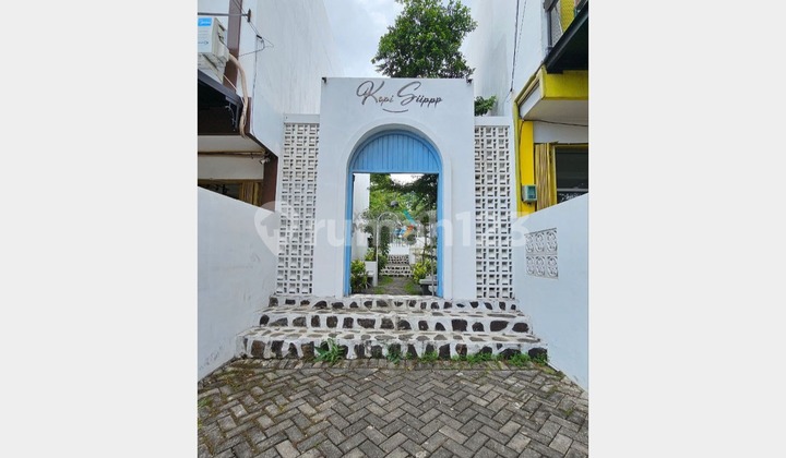 Dijual / Disewakan Ruang Usaha, Bisnis Kafe di Sulfat, Malang