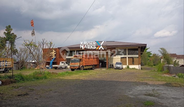 Dijual Cepat ex Resto lokasi di Panji Suroso Malang