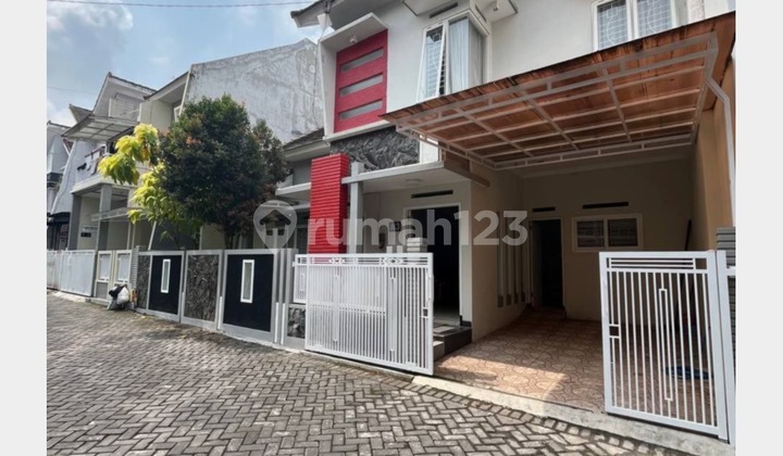Dijual Rumah Modern Minimalis Full Furnished di Borobudur Malang Dijual Rumah Modern Minimalis Full Furnished di Borobudur Malang
