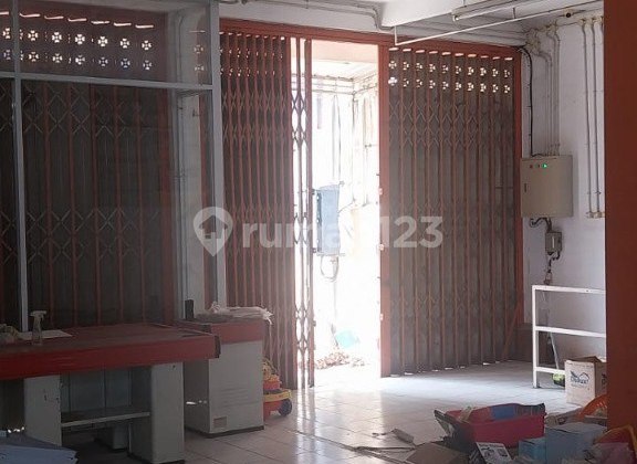 Warehouse for rent in Pandean, Taman – Madiun City. Warehouse for rent in Pandean, Taman – Madiun City.