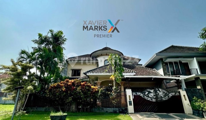 Dijual Rumah Mewah 2 lantai di Main Road Araya Kotamadya Malang