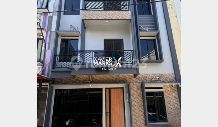 Dijual Rumah Kos Eksklusif 3 Lantai Full Perabot di Jl. Soekarno Hatta Malang