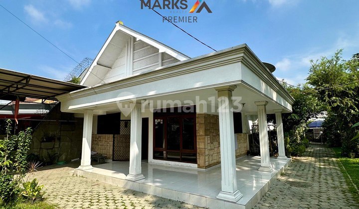 *PRICE DROP 2 BILLION!* Well-Maintained Serene House For Sale In Malang *PRICE DROP 2 BILLION!* Well-Maintained Serene House For Sale In Malang