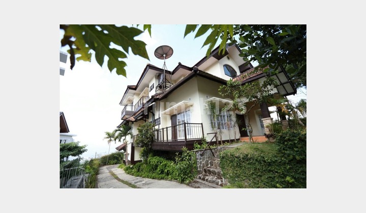 Dijual Villa di Panderman Hills Boulevard Batu Malang Dijual Villa di Panderman Hills Boulevard Batu Malang