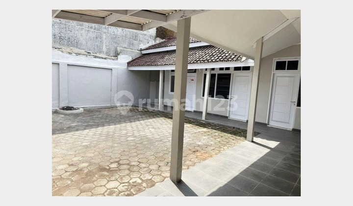 For rent spacious house in Bunulrejo, Blimbing, Malang