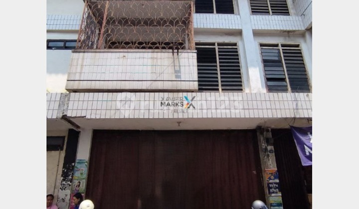 *DIJUAL Ruko Strategis area Pasar Besar di Kyai Tamin Malang*