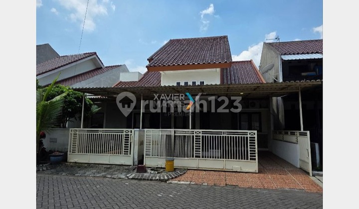 Price Drop! House for Sale in Pandanwangi, Blimbing, Malang Price Drop! House for Sale in Pandanwangi, Blimbing, Malang