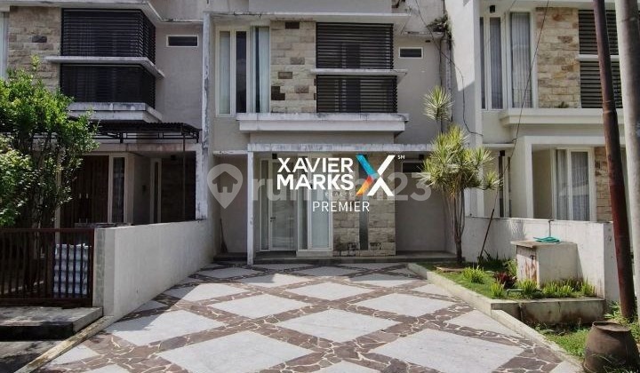 Dijual Villa  full furnished di Panderman Hills Batu