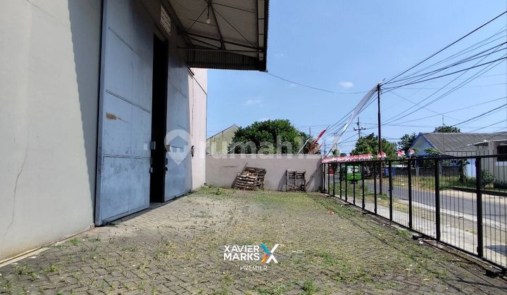 Ready-to-use warehouse for rent in Lawang, Malang. Ready-to-use warehouse for rent in Lawang, Malang.