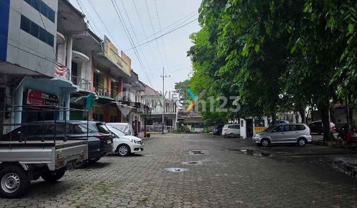 For Sale: Shop House on Gadang Main Road, Kolonel Sugiono Malang 2