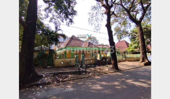 Dijual Harga Miring Rumah Strategis di  Klojen Malang