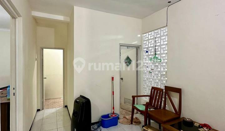 2-story house in Tidar area, Malang, ready to occupy, suitable for a boarding house. 2