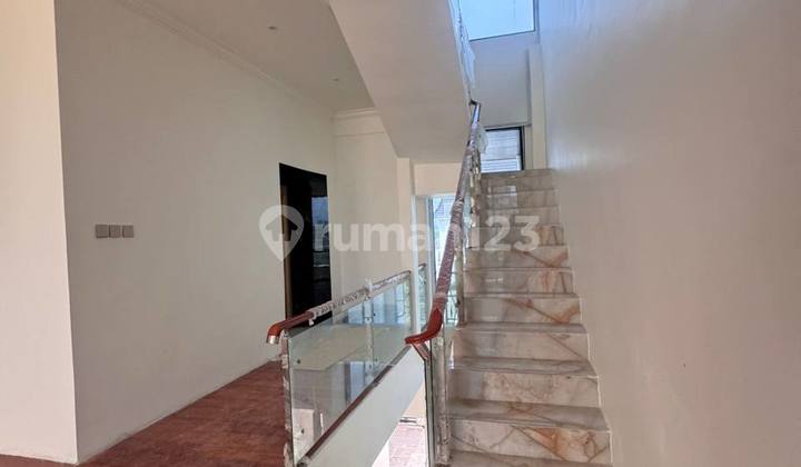 Rumah Villa Di Perum Tirtasani Royal Village Karangploso Malang 2