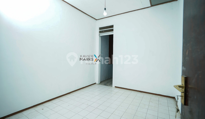 For Sale Classic Well-Maintained House in PBI Araya Malang 2