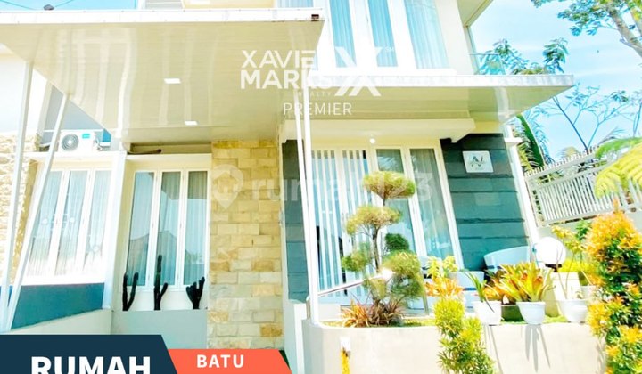 Rumah Villa Hook Full Furnish With Private Pool di Junrejo Kota Batu