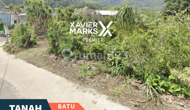 Large Land Hook Position on Jl Mbah Singo, Gunungsari, Batu Large Land Hook Position on Jl Mbah Singo, Gunungsari, Batu