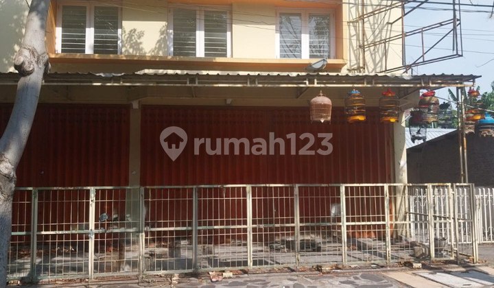 Strategic Location Warehouse on Barito Pandean Street, Taman Madiun Strategic Location Warehouse on Barito Pandean Street, Taman Madiun