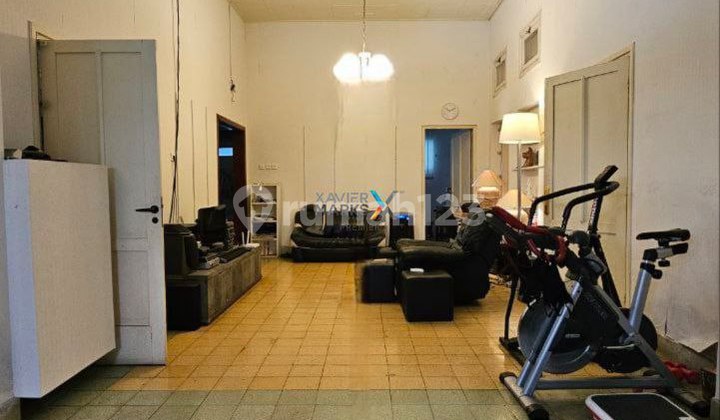 Rumah Klasik Tengah Kota di Jalan Tangkuban Perahu Klojen Kota Malang 2