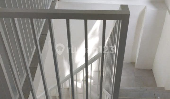 Ready-to-Use Shophouse with Strategic Location on Jalan Haji Alwi Tirtomoyo, Pakis, Malang. 2