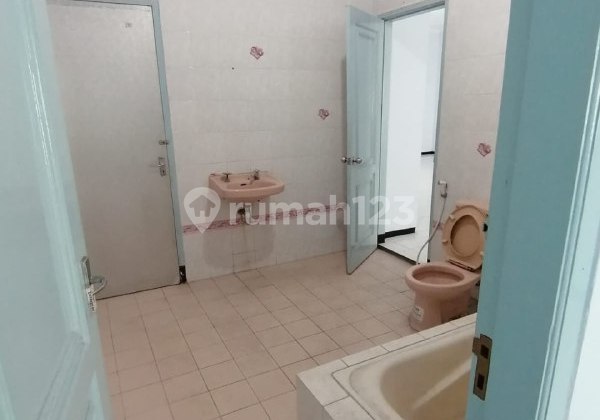 Rumah Di Blok Terdepan Pondok Blimbing Indah Araya,Malang 2