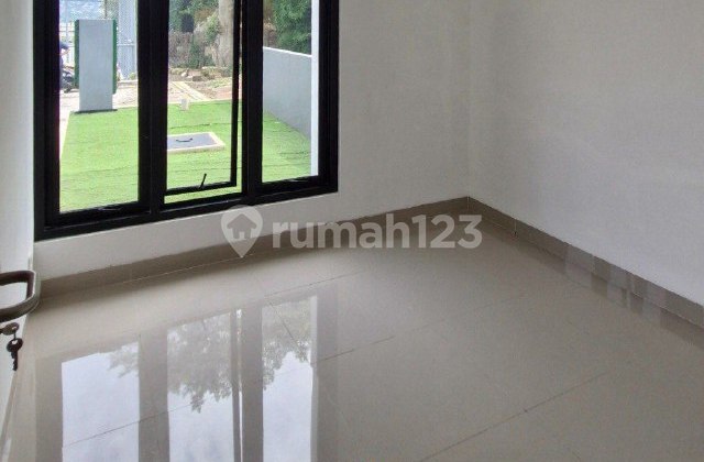 New 2-Story Minimalist House with Modern Design in Batu Panorama Batu