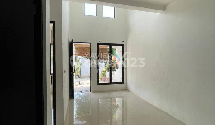 Rumah Minimalis di Kompleks Perumahan Green Hills Estate, Ciputat Kota Tangerang Selatan 2