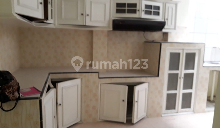 Rumah Besar Di Jalan Candi Mendut Lowokwaru Malang 2