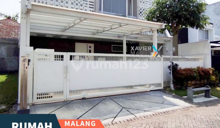 Luxury & Modern Fully Furnished House in Telaga Golf Araya, Malang