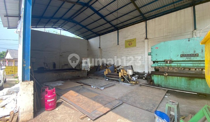 Gudang Dan Kantor Di Parengan Kraton Krian Sidoarjo