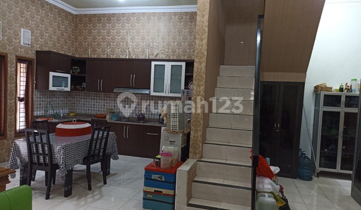 Rumah Besar Di Puncak Buring, Kedungkandang Malang 2