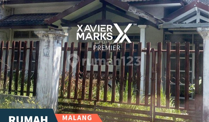 Classic Well-Maintained House in Sulfat, Blimbing Malang Classic Well-Maintained House in Sulfat, Blimbing Malang