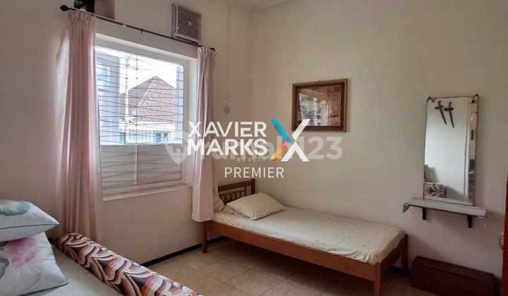 Rumah Selangkah dari Ijen di Jl Buah-buahan Malang 2