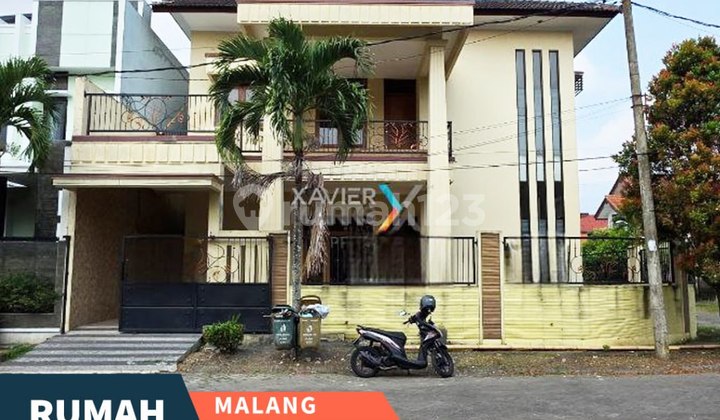 Rumah Hook Selangkah ke UB di Griyashanta Malang Rumah Hook Selangkah ke UB di Griyashanta Malang