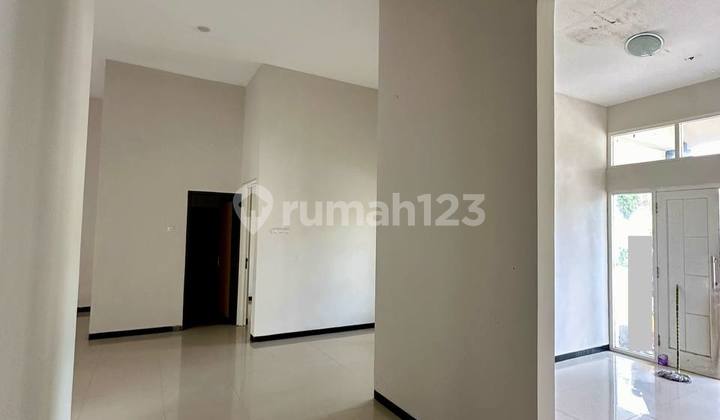 Rumah Minimalis Harga Bawah Pasar di Polehan Malang 2