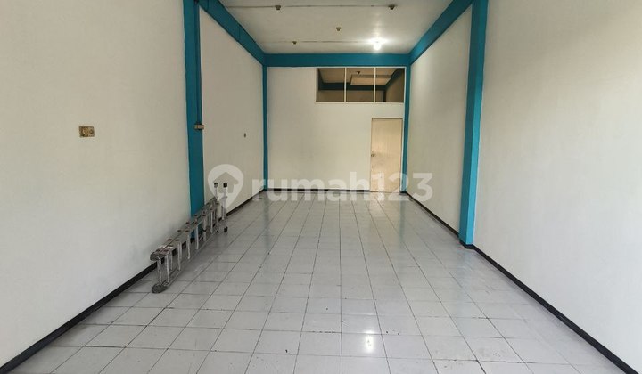 Ruko 2 Lantai Kawasan Ramai di Raya Gadang Malang Ruko 2 Lantai Kawasan Ramai di Raya Gadang Malang