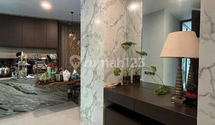 Ruang Usaha Furnish Minimalis Modern di Bumiaji Batu Malang