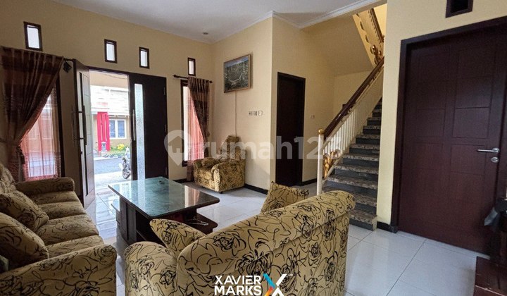 Rumah Villa 2 Lantai Posisi Hook di Jl Imam Bonjol Batu Malang  2