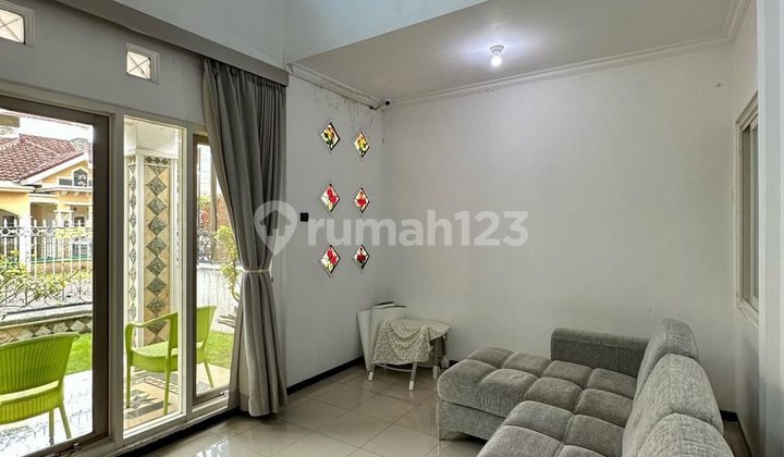Rumah Terawat Dekat Binus di Araya Malang 2