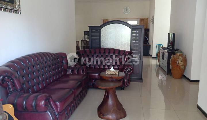 Rumah Pusat Kota Dekat Kampus di Jl Bunga-bunga Malang 2