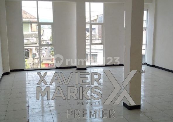 Ruko 3 Lantai Poros Jalan Kolonel Sugiono Malang
