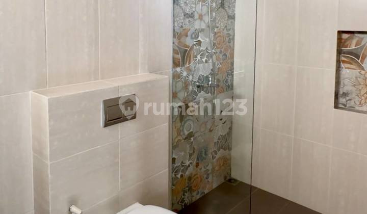 Rumah Mewah Modern Dekat Exit Tol di Grand Permata Jingga Malang 2