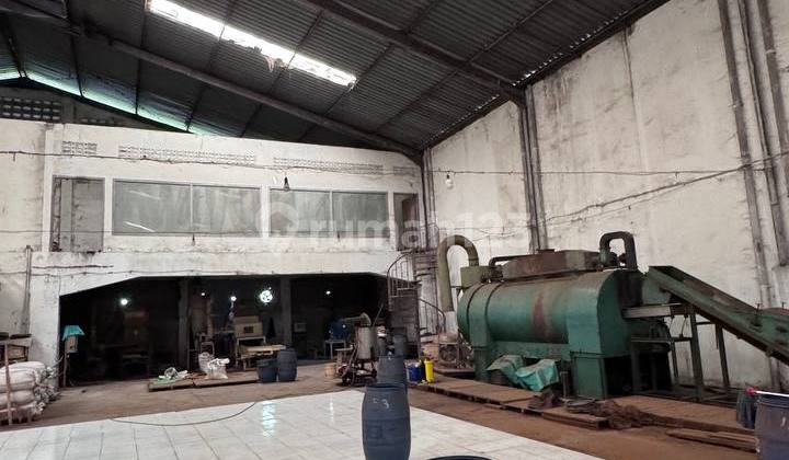 Strategic Active Factory with Easy Access in Bandulan Malang Strategic Active Factory with Easy Access in Bandulan Malang
