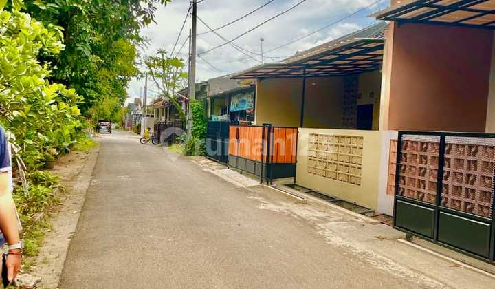 Ready-to-Occupy House 5 Minutes to Cisauk Station, SHM On Hand Ready-to-Occupy House 5 Minutes to Cisauk Station, SHM On Hand