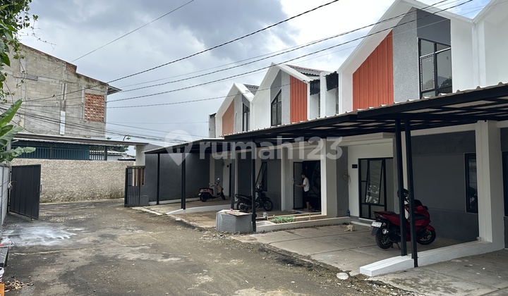 Rumah Siap Huni Belakang Terminal Pondok Cabe